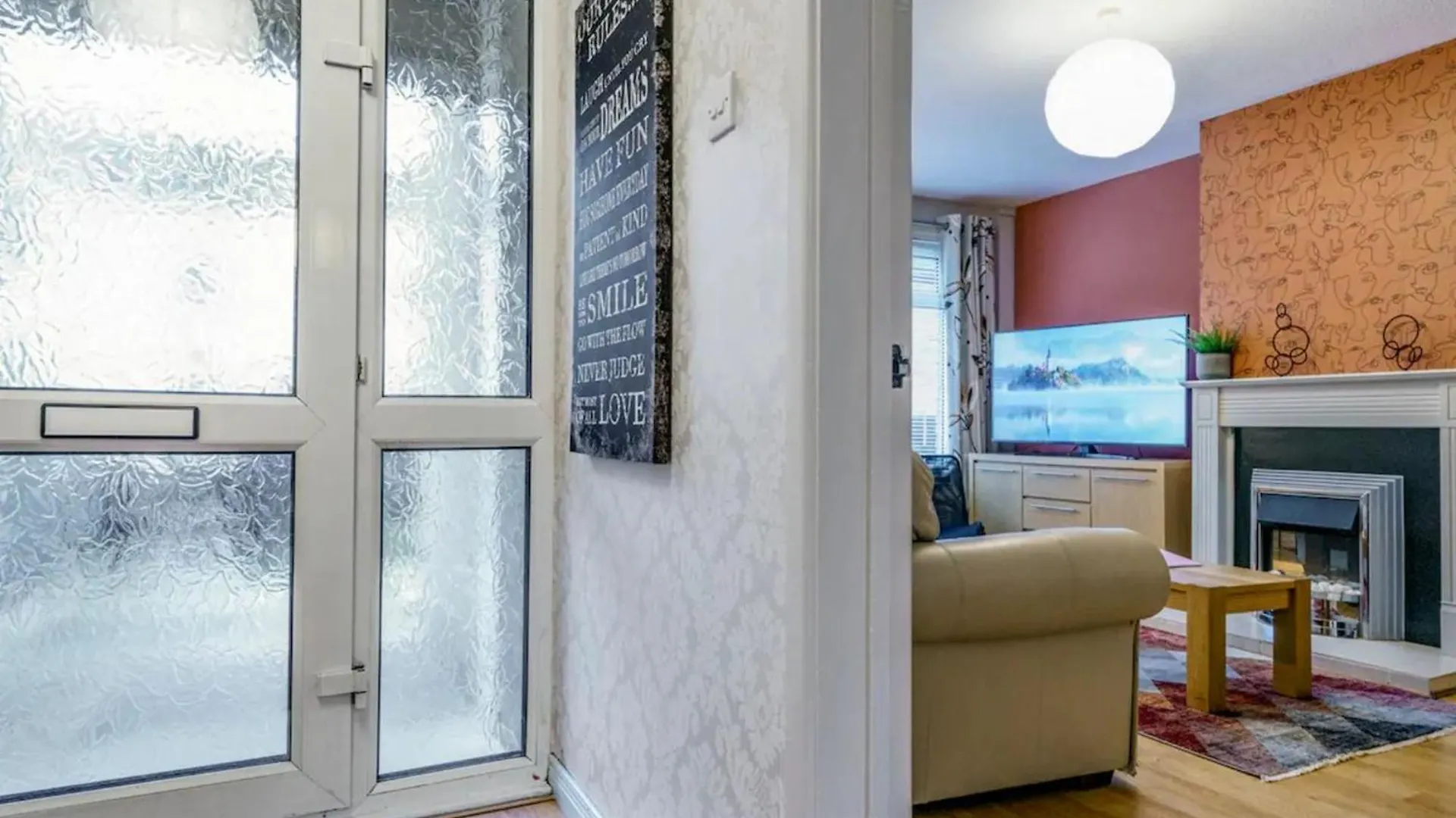 Holiday home Pass The Keys Lovely Home In Holywood Lots Nearby Seaside